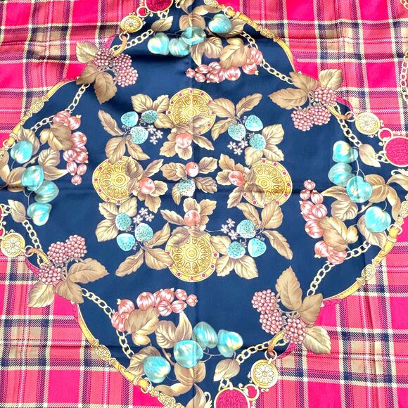 Vintage Art of the Scarf silky polyester wrap large square gold chain red plaid - Picture 3 of 7